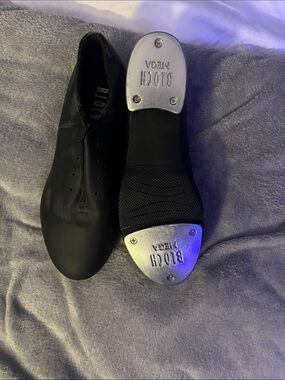 Bloch Black Tap Shoes with Silver Taps